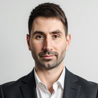 Юрист инфобизнеса - Абакар Амирханов