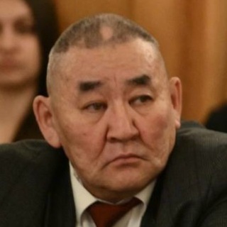 Красный снеговик