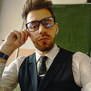 Бородатый препод🧔