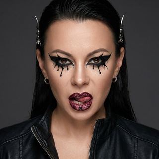 Valkyrie Hub | Промты для ИИ-фото и видео • Обучение Syntx AI