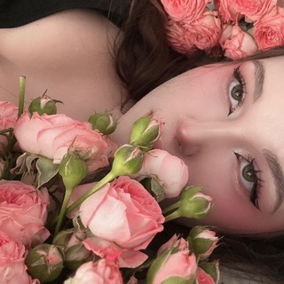 Cute angel lips 𝜗𝜚˚⋆