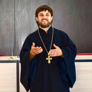 Евгений Аксенов