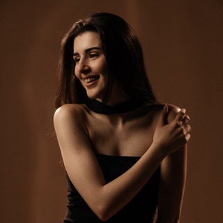 Fluent & Fabulous with Ofelia