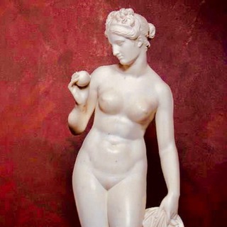 Ню-Ню: обнажённая натура