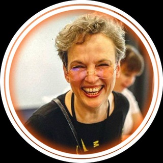 Доктор Хаус в юбке 🧬