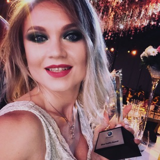 Katya Tiuni | AIA: Adult Influencer Agency