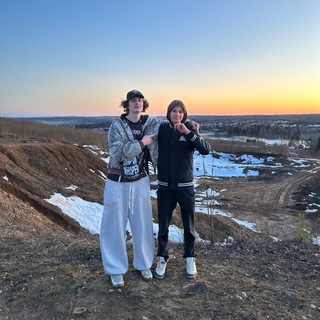 кудряш😶‍🌫️👺