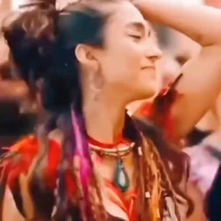 Ля-кукарача💃