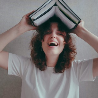 Маша, что читаешь?