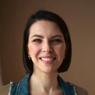 Надя Котова | Книгология