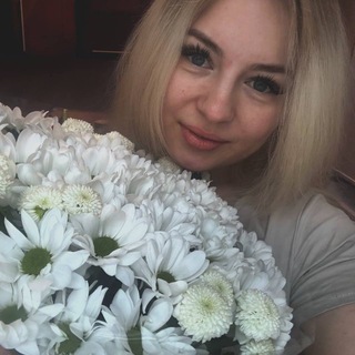 Devochka_na_polo_1994