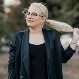 Пиарщица заводит