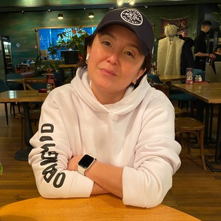 МЕЖДУ ДЕЛОМ И БОКАЛОМ