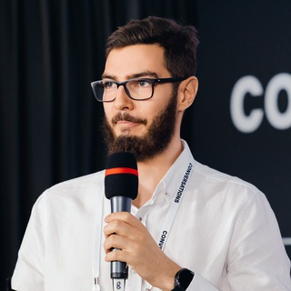 Роман с данными