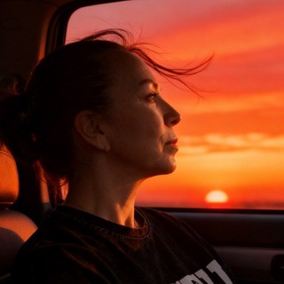 NastyaRozova_LightDaily