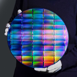 Сверхпроводниковые квантовые технологии ❄️