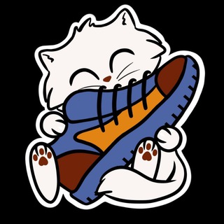 ККК. Кроссовки Котики Конфеты