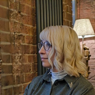 Специалист по связям с реальностью