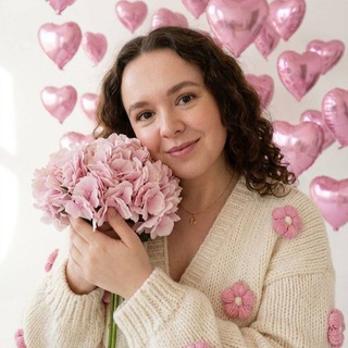 Баба Тома любит косметику