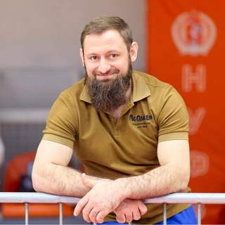 Тренер Али Чаринский