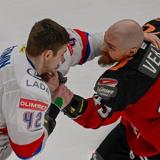 "Схватка на льду"