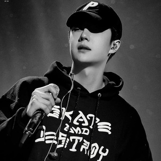 Wang Yibo АРХИВ (Канал не активен)