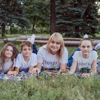 Александра и ее команда. Зефирные букеты и десерты.( Няма Няма )