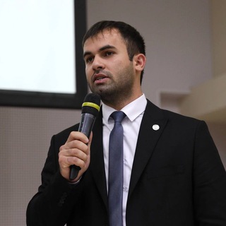 Артур Ахметов