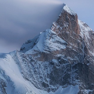Aaaa