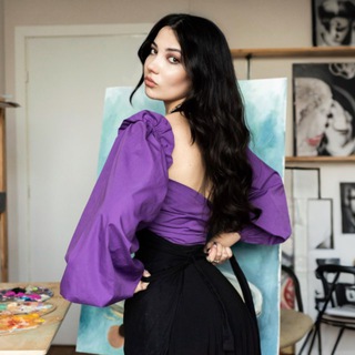 Художница Sakeshart