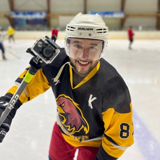 ВОКРУГ ХОККЕЯ