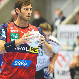 THE WORLD OF HANDBALL