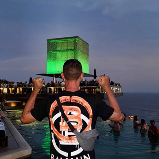 Alex 🍀 Инвестируй с умом ™