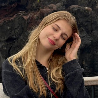 Алиса в стране 汉字 𖦹 китайский