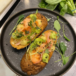 Алиса готовит