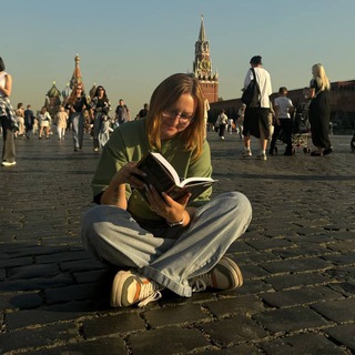 ЧитающийВоробушек