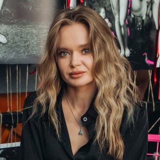 Anastasi Kharlamova🕊️