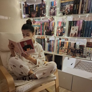 Ведьма с книжной зависимостью♡︎