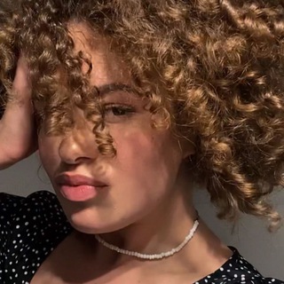 Настя | кудрявая