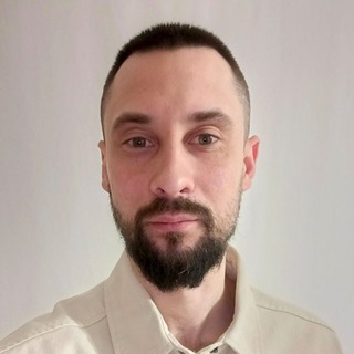 Андрей Онгри