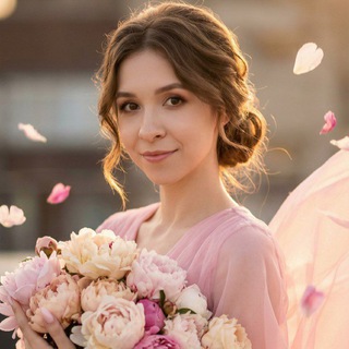 Анна •Обучение•Нейросети• Дизайн •Продвижение•