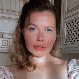 Анна Женственность