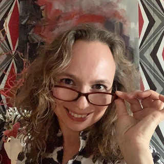 Анна Пронская