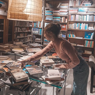 Книжная полка 📚