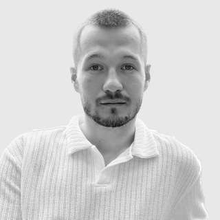 Антон Адамов