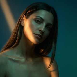 Аня Промптова | AI без сложных слов | Промты ИИ, идеи для фото и видео