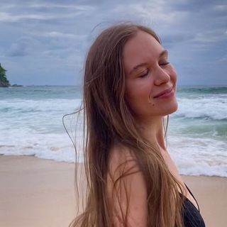 я Арина, вдохновляю на брендинг!✨