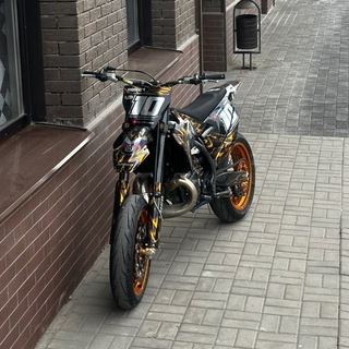 АРТЕМ МОПЕДИСТ