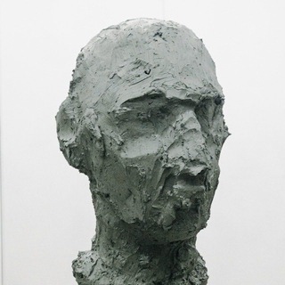 Женя Арутюнов