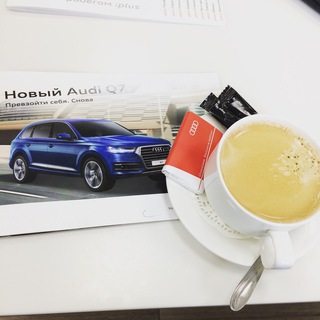 😷Audi Q7 Tech